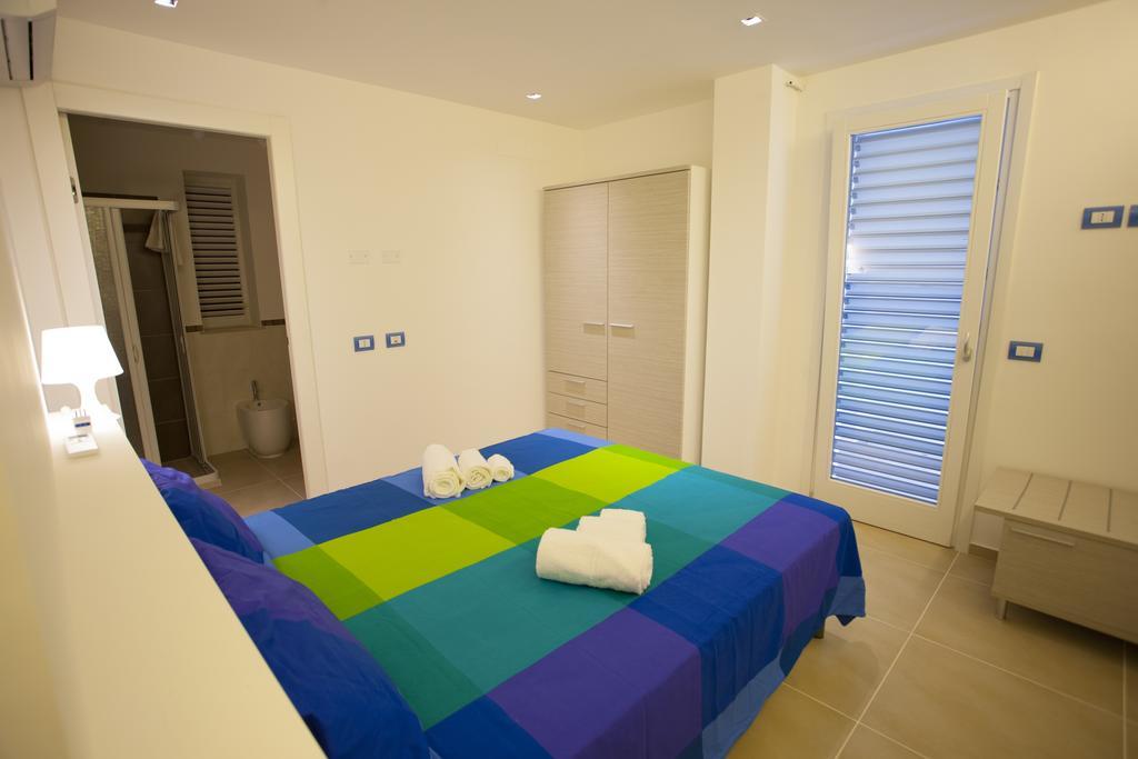 Delposto Marina Di Ragusa Prl Номер фото