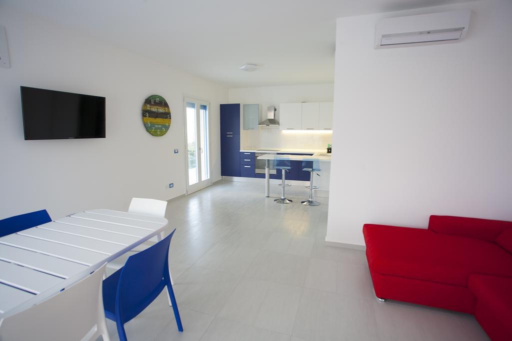 Delposto Marina Di Ragusa Prl Номер фото