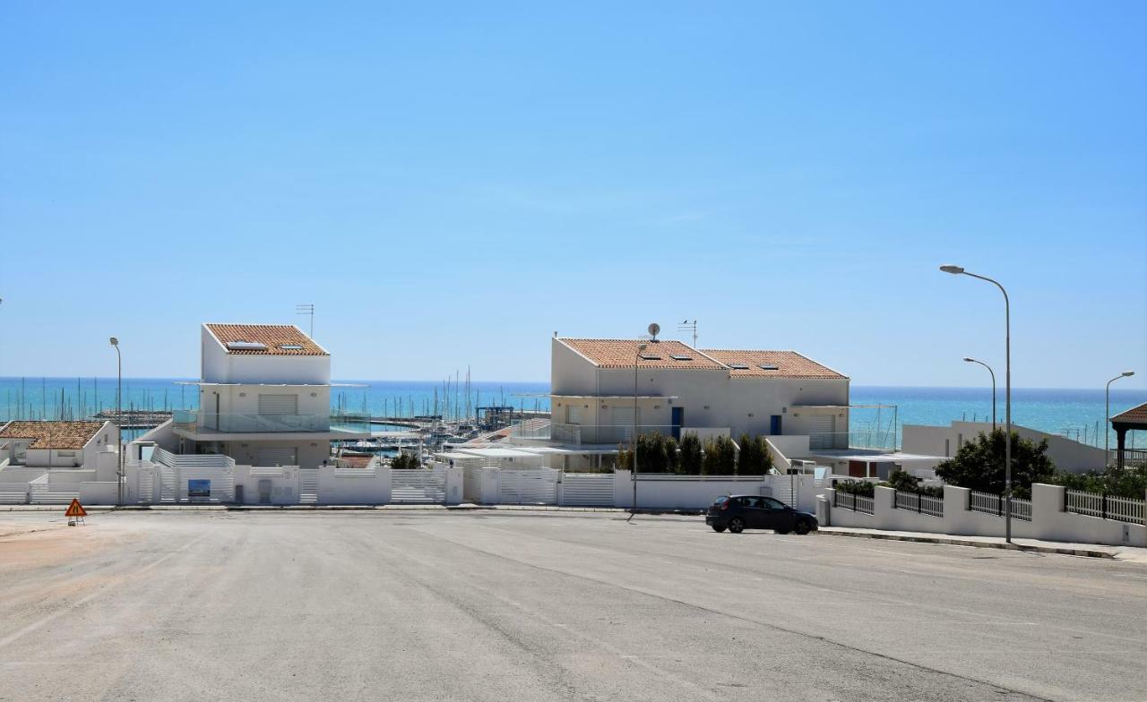 Delposto Marina Di Ragusa Prl Экстерьер фото